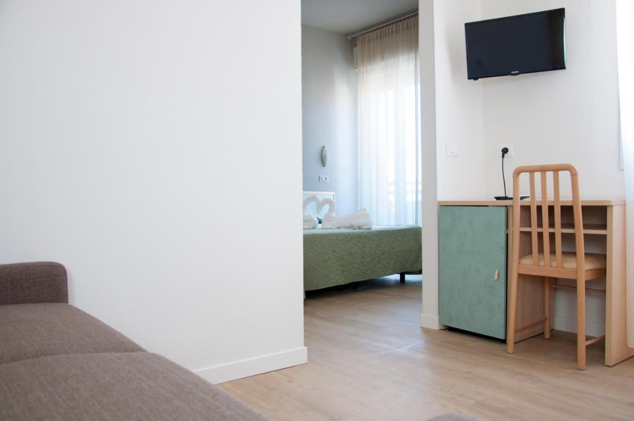 Hotel Ondina E Milazzo Cervia Extérieur photo