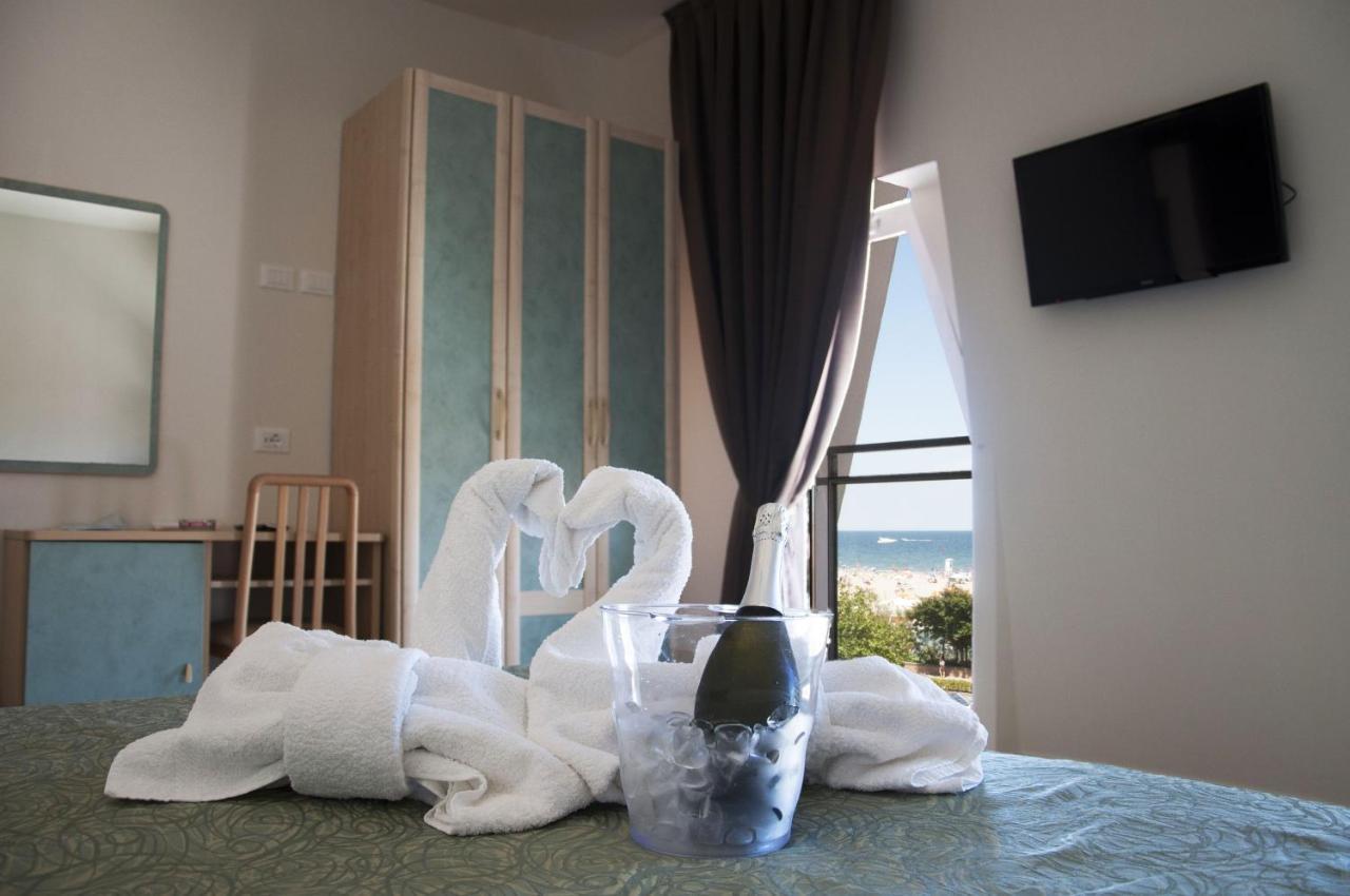 Hotel Ondina E Milazzo Cervia Extérieur photo
